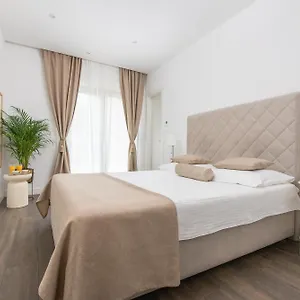 4* Vendégház Samstag